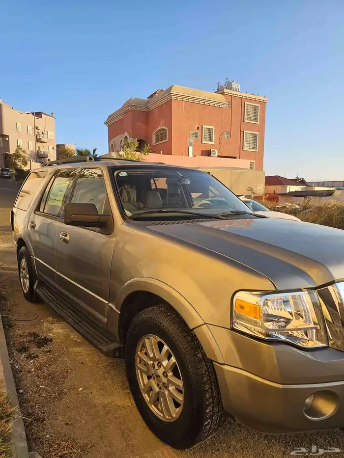 اكسبدشن 2009 مصدوم من الخلف 1