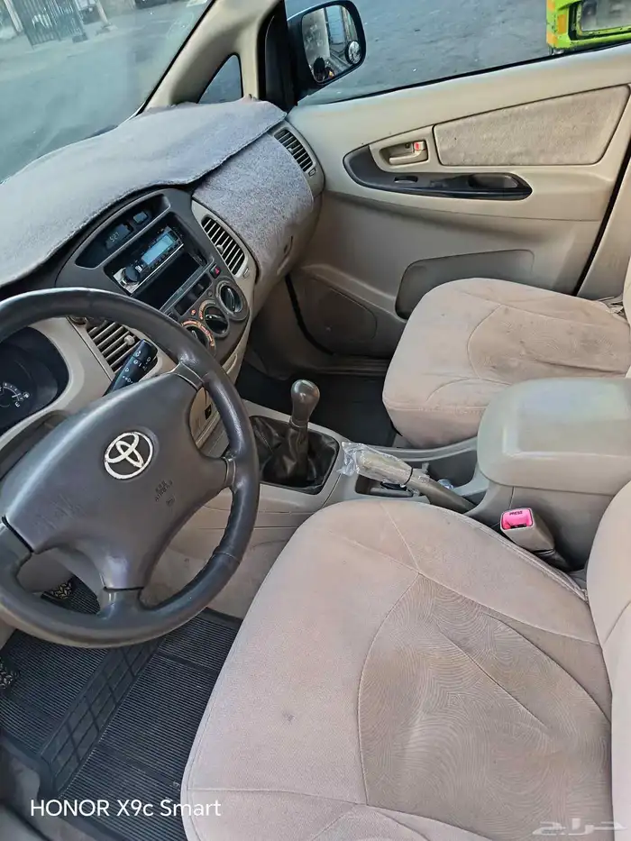 انوفا للبيع موديل 2010 8