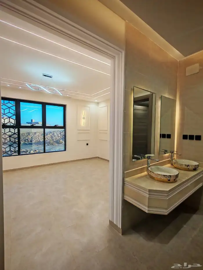 للبيع بحي الاسكان شقق تمليك علوي ب 550 الف بسطح مصعد شغال 7