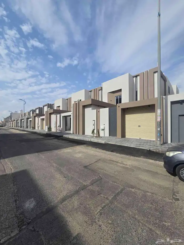 للبيع فيلا دورين وملحق كامل خدمات 7 غرف نوم 0