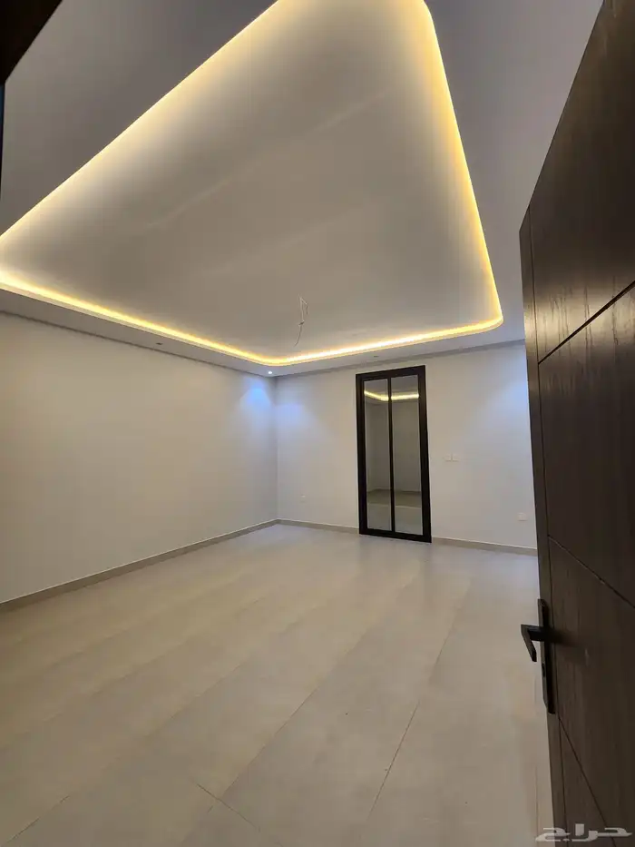 فلل للبيع في حي الصواري ابحر بالقرب من طريق الملك سعود 5