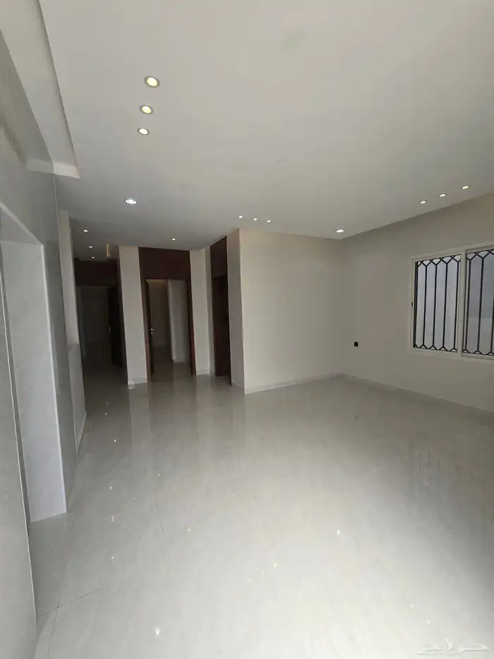 للبيع فيلا دورين وملحق كامل خدمات 7 غرف نوم 27