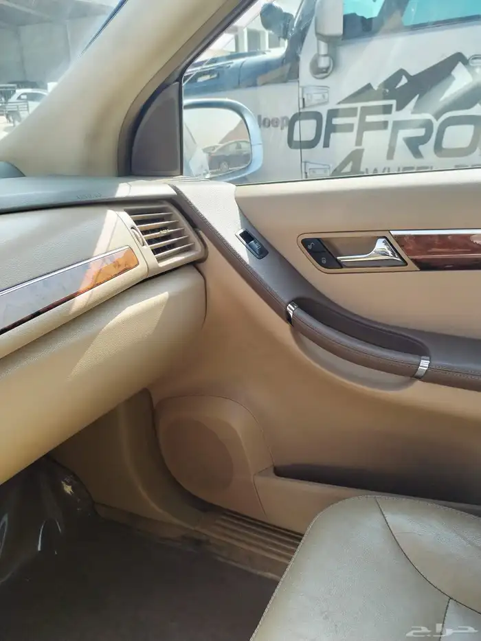 مرسيدس R350 موديل 2008 6 سلندر السوم 17000ريال نظيف 11
