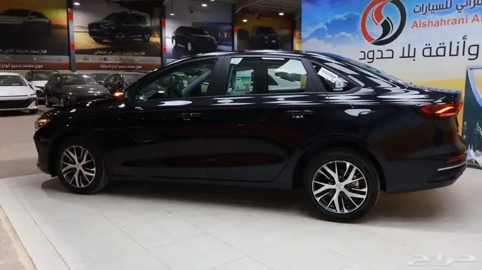 جيلي امجراند استاندر 2026 3