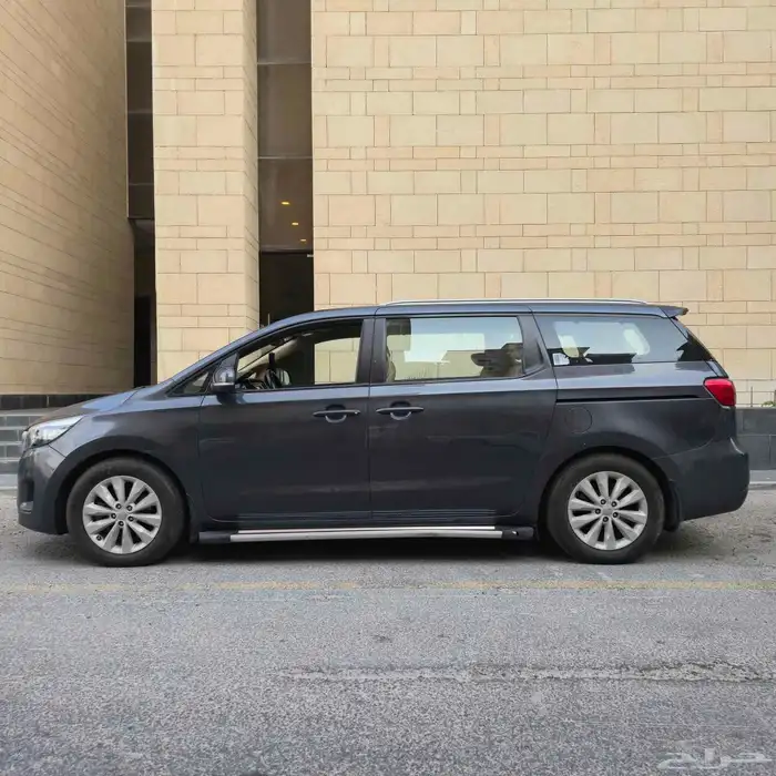 افضل سيارة عائلية كيا كارنفال 2016 5