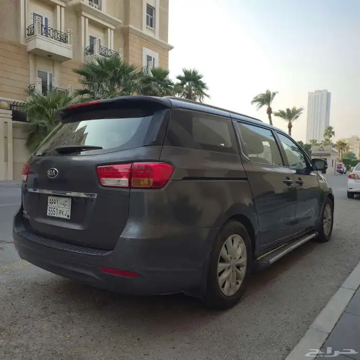 افضل سيارة عائلية كيا كارنفال 2016 2