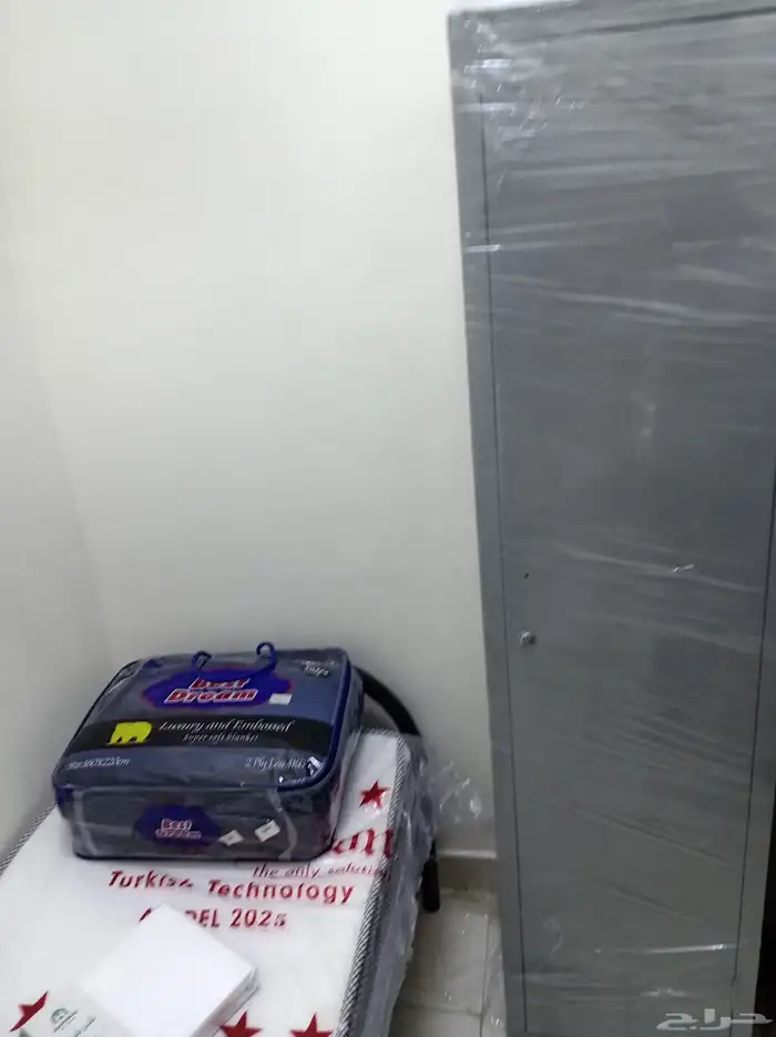 يوجدلدينا الدواليب حديد أبو باب بابين 3باب 4باب 5باب و6باب 1