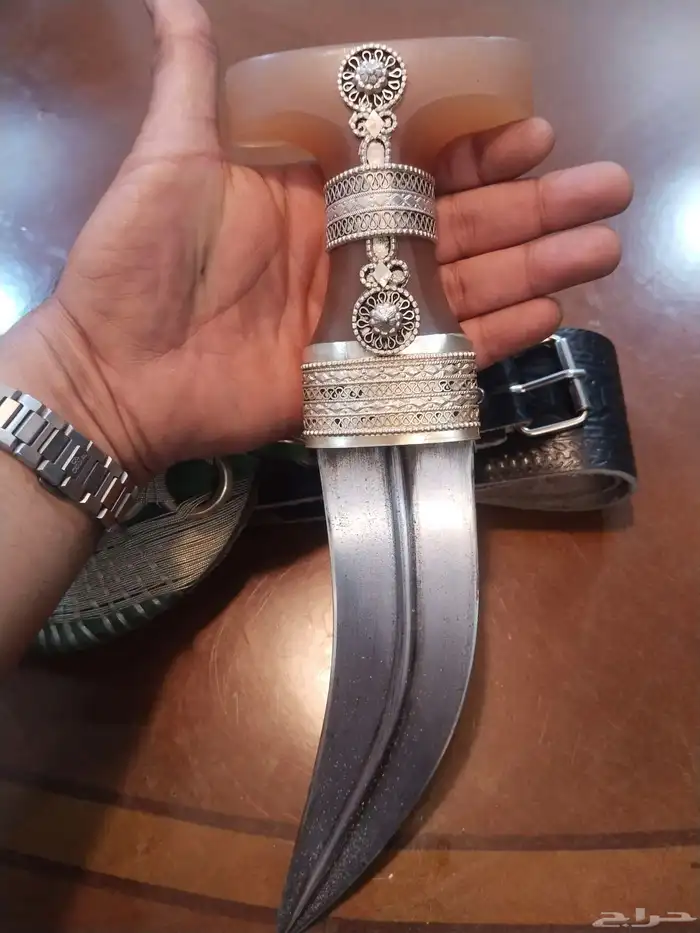 جنبية فاخره صب فضة مقبض حك زراف والسلة سنياو عماني 6