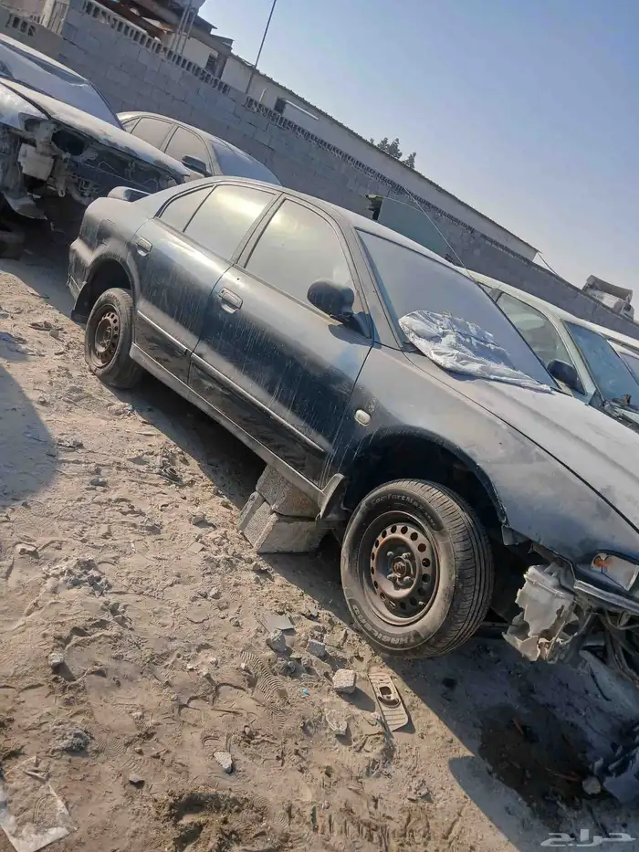 ميتسوبيشي جرانديز 2001 2