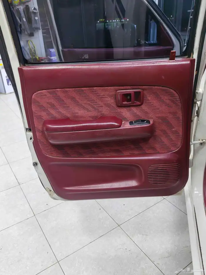 هايلوكس موديل 2000 4