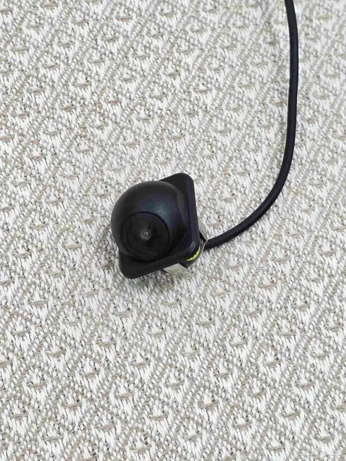 شاشة هيونداي أكسنت 2023 (بحالة جديدة) مع الفريم و كاميرا خلف 2