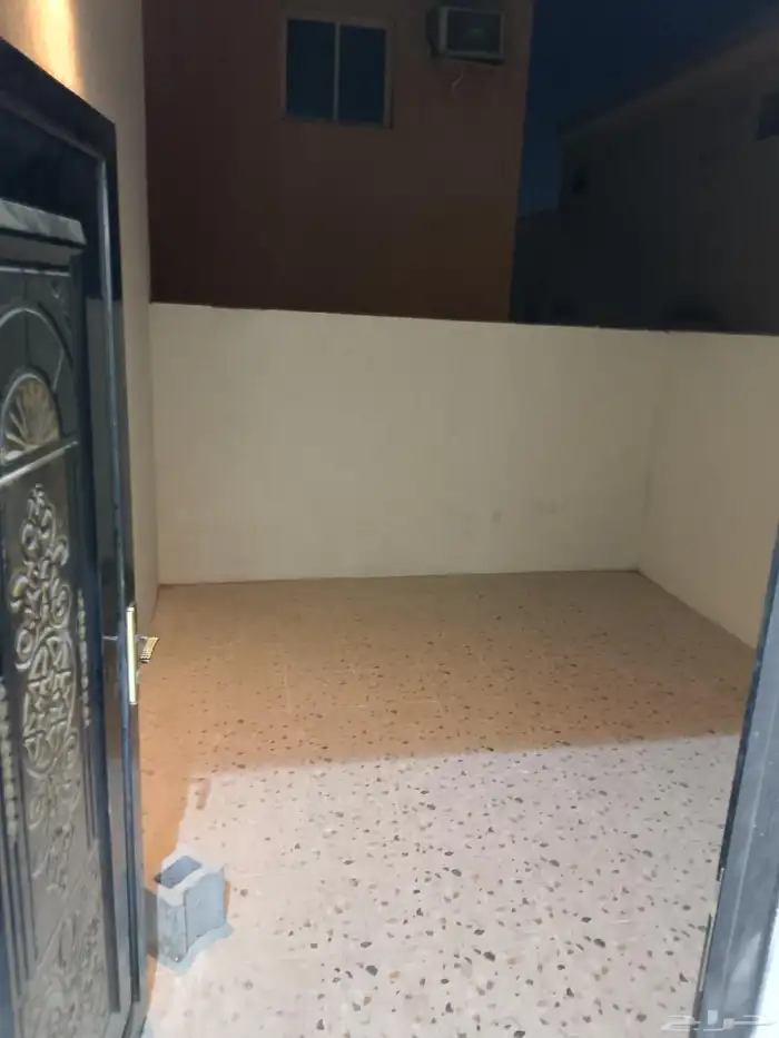 للبيع شقه دوبلكس بالدمام حي 91 بدر جديده 760 الف فقط 6 غرف 9