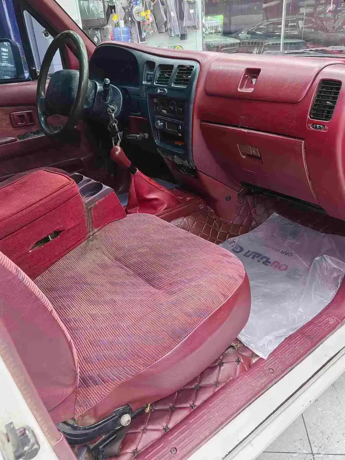 هايلوكس موديل 2000 10