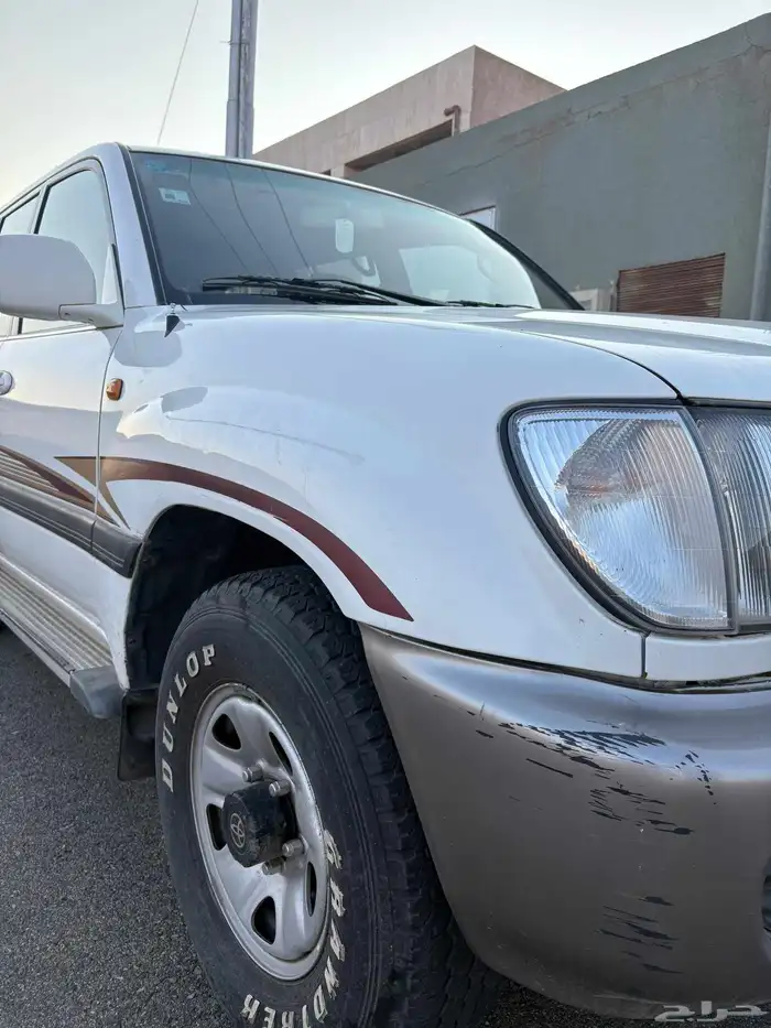 للبيع جكسار مخزن 2001 عداد سعودي 34