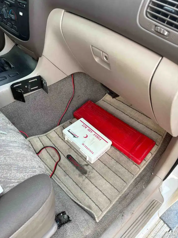 للبيع جكسار مخزن 2001 عداد سعودي 18