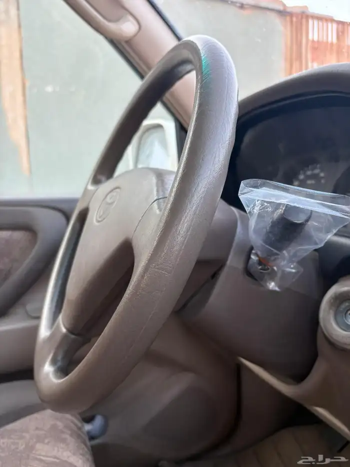 للبيع جكسار مخزن 2001 عداد سعودي 20