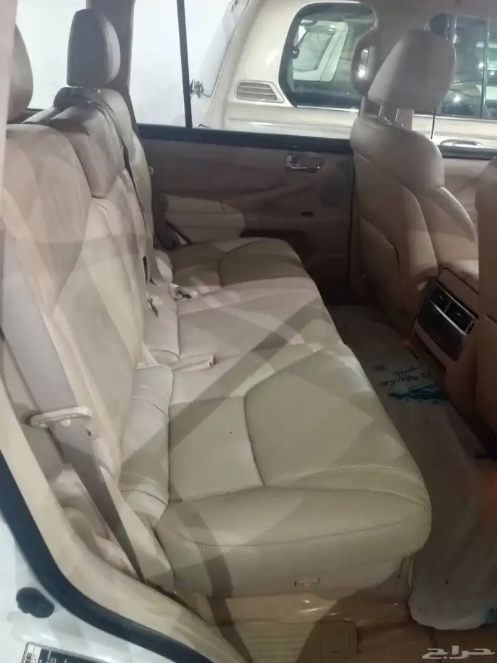 جيب لكزس ( 2010 ) LX570 سعودي نظيف جدا 20
