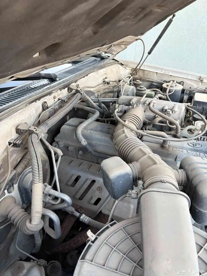 للبيع جكسار مخزن 2001 عداد سعودي 32