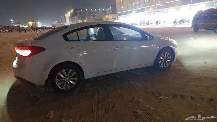 كيا سيراتو 2015 3