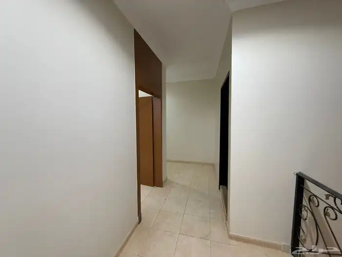 فيلا درج صالة و شقتين زاوية مقابل مسجد و مرفق 350 متر 23