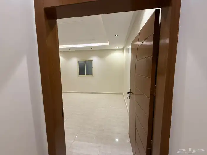 فيلا درج صالة و شقتين زاوية مقابل مسجد و مرفق 350 متر 8