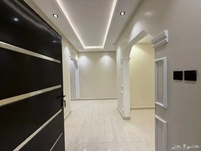 فيلا درج صالة و شقتين زاوية مقابل مسجد و مرفق 350 متر 5