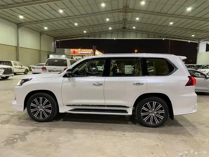 للبيع لكزس 2018 فل كامل سعودي 6