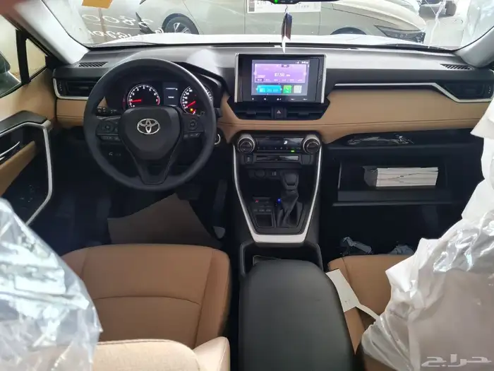 تويوتا راف فور XLe نص فل 2025 4