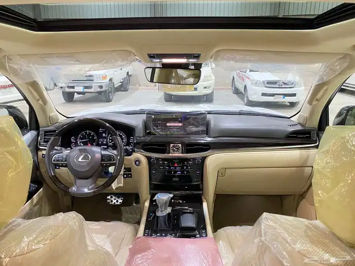 للبيع لكزس 2018 فل كامل سعودي 11