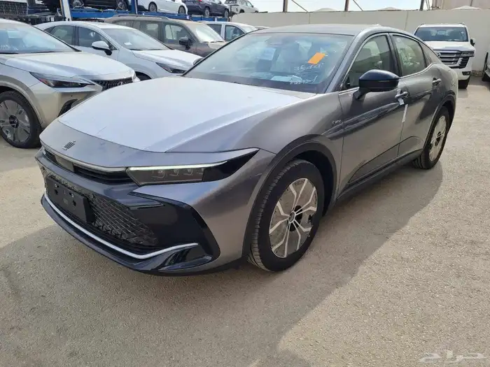 تويوتا كراون باريوم 2026 0