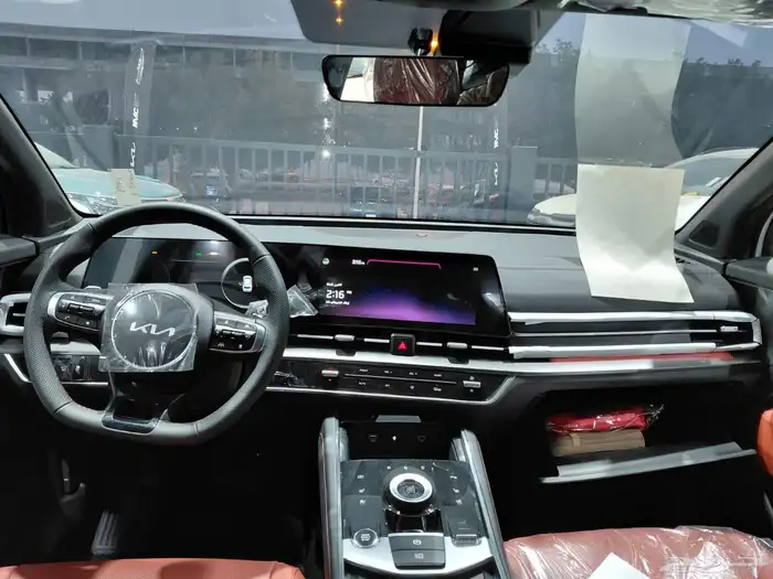 كيا سبورتاج م2025 فل كامل عروض نهاية العام بدات في يوروبكار 8