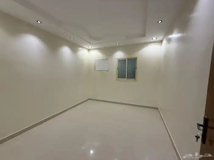 فيلا درج صالة و شقتين زاوية مقابل مسجد و مرفق 350 متر 21