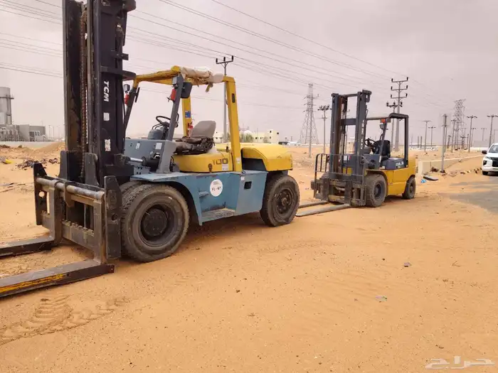 فوركلفت رافعه للايجار الخبر 0