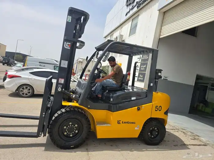 اجار-فوركلفت رافعه شوكيه-سيزر لفت-دينه ونش-رافعه عمال 4