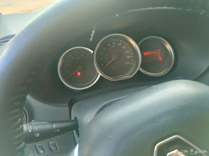 رينو دوكر فإن 2020 9