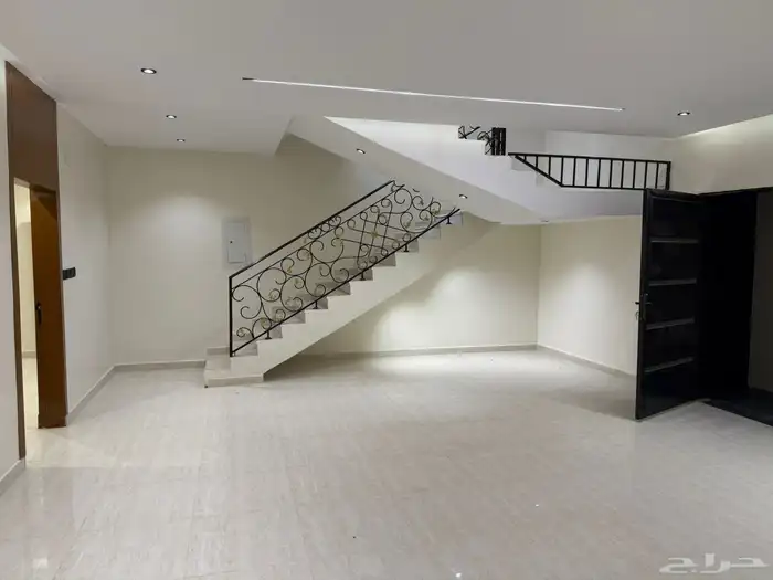 فيلا درج صالة و شقتين زاوية مقابل مسجد و مرفق 350 متر 17