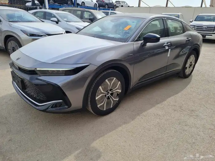 تويوتا كراون باريوم 2026 1