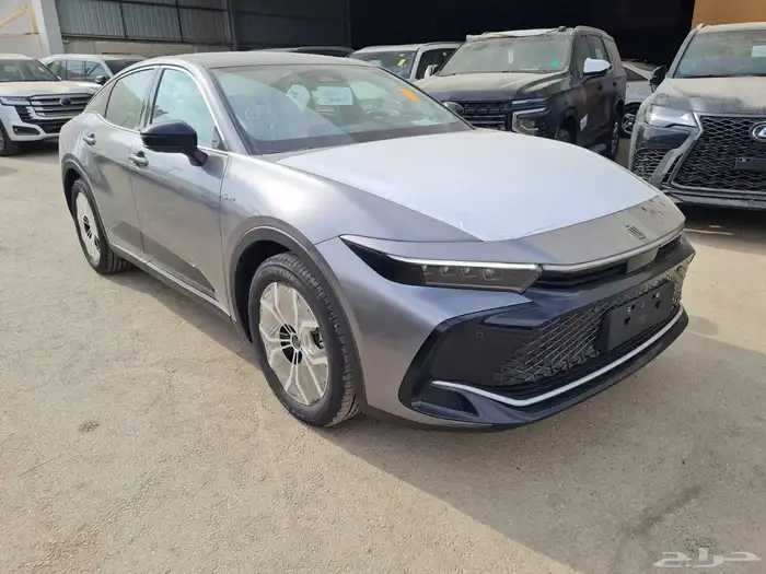 تويوتا كراون باريوم 2026 7