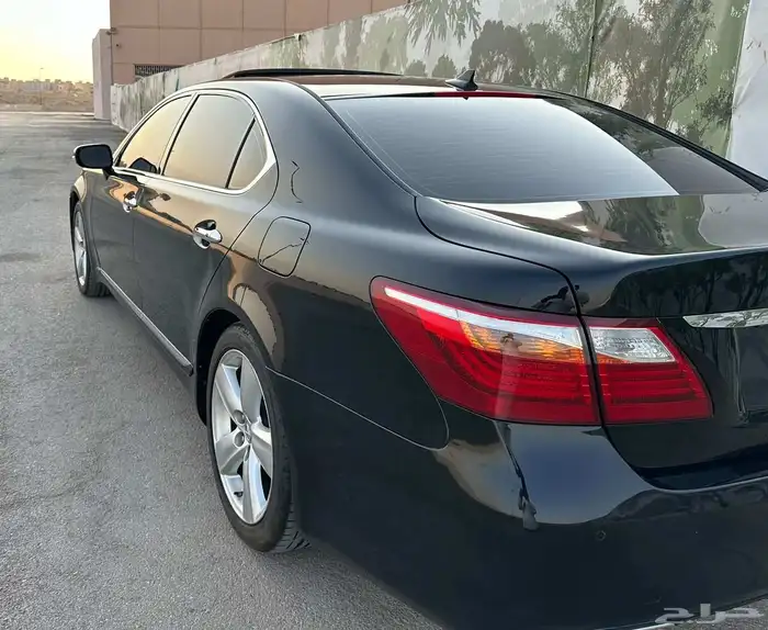 لكزس 2011 LS460 7