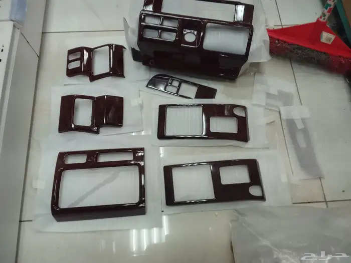 تخاشيب داخليه ربع شاص خشبي غامق اوفاتح 0