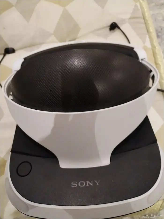 سوني مع VR مع موس وكيبورد موجود جميع الاسلاك 1