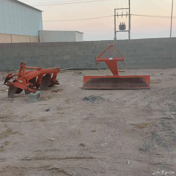 حراثه جندير نضيع معها قطع زراعيه عدد 5 3