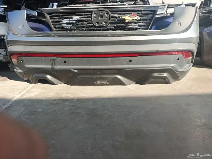 صدام خلفي كابتيفاء كامل مع العواكس مديل 24 0