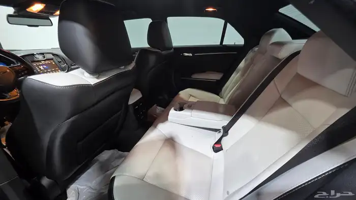 كرايزلر C300s نضيف 2021 15
