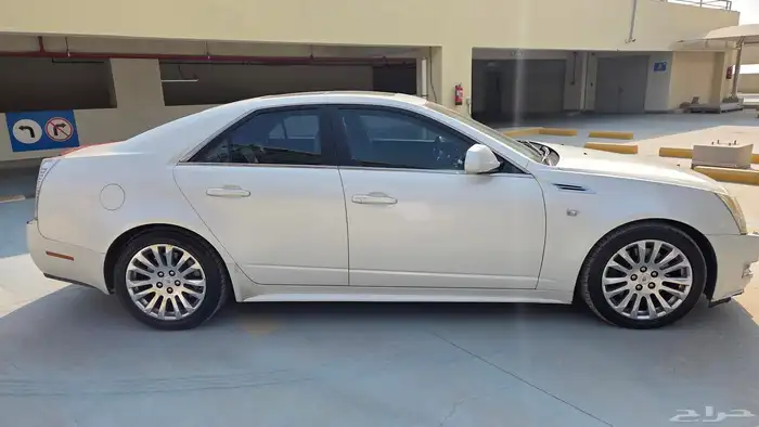 كاديلاك CTS luxury 2010 28