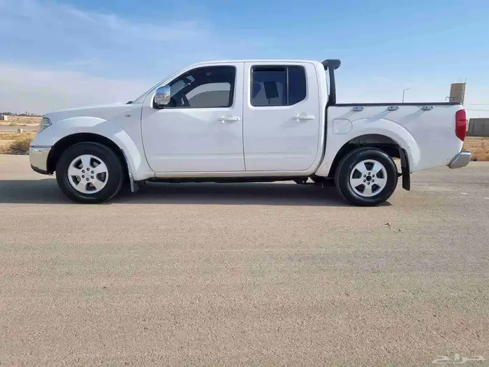 نيسان نافارا 2015 3