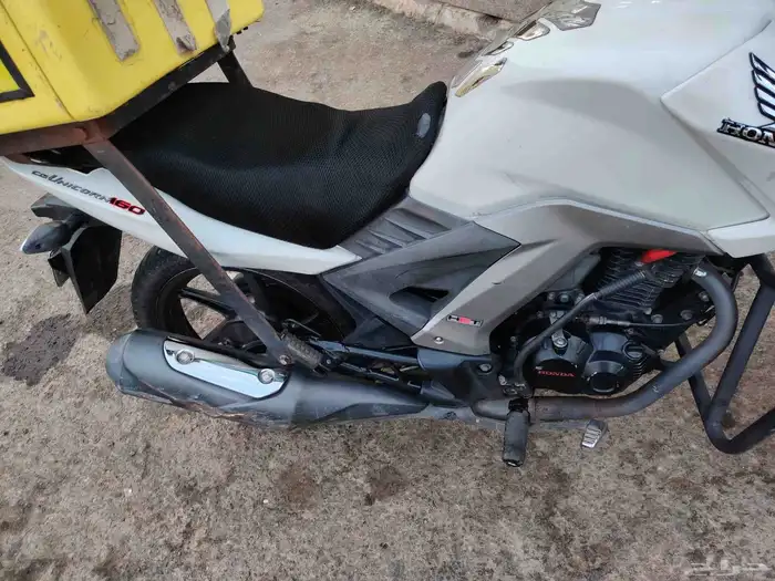 دباب هوندا يونيكورن 160 cc بحالة جيدة جدا استخدام شخصي 2