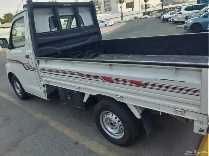 دباب ديهاتسو 2014 للايجار فقط فقط 4