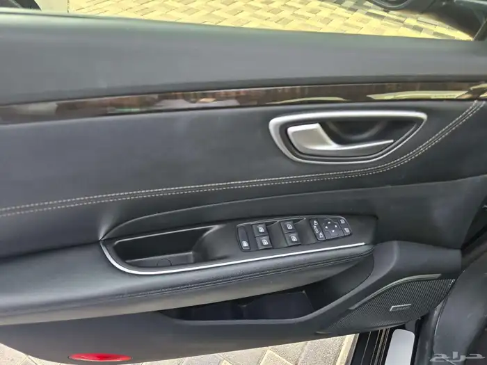 رينو تاليسمان 2018 ممشى قليل 1