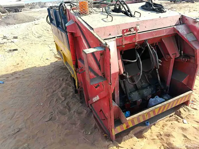 ضاغط بلديه دينا صغير 2012 0